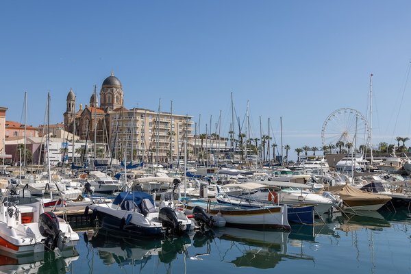 Séjour enchanté à Saint-Raphaël : Découvrez le charme méditerranéen