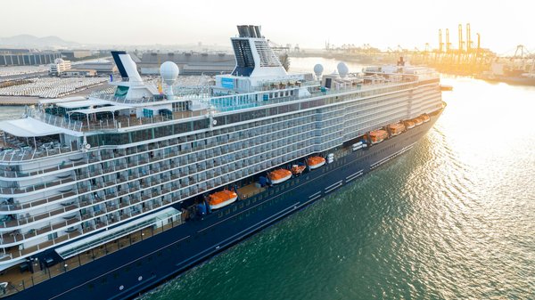 Comment assurer les croisières à bord d'un navire à petit prix ?